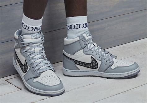 air jordan jordan dior|Dior jordan 1 release date.